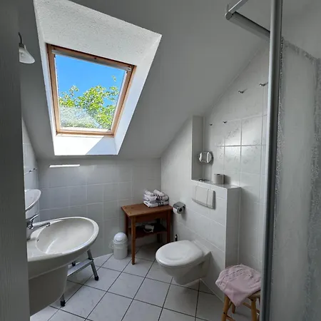 Διαμέρισμα Lotz Mit Drei In Auf Ruegen