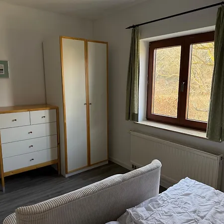 아파트 Lotz Mit Drei In Auf Ruegen *